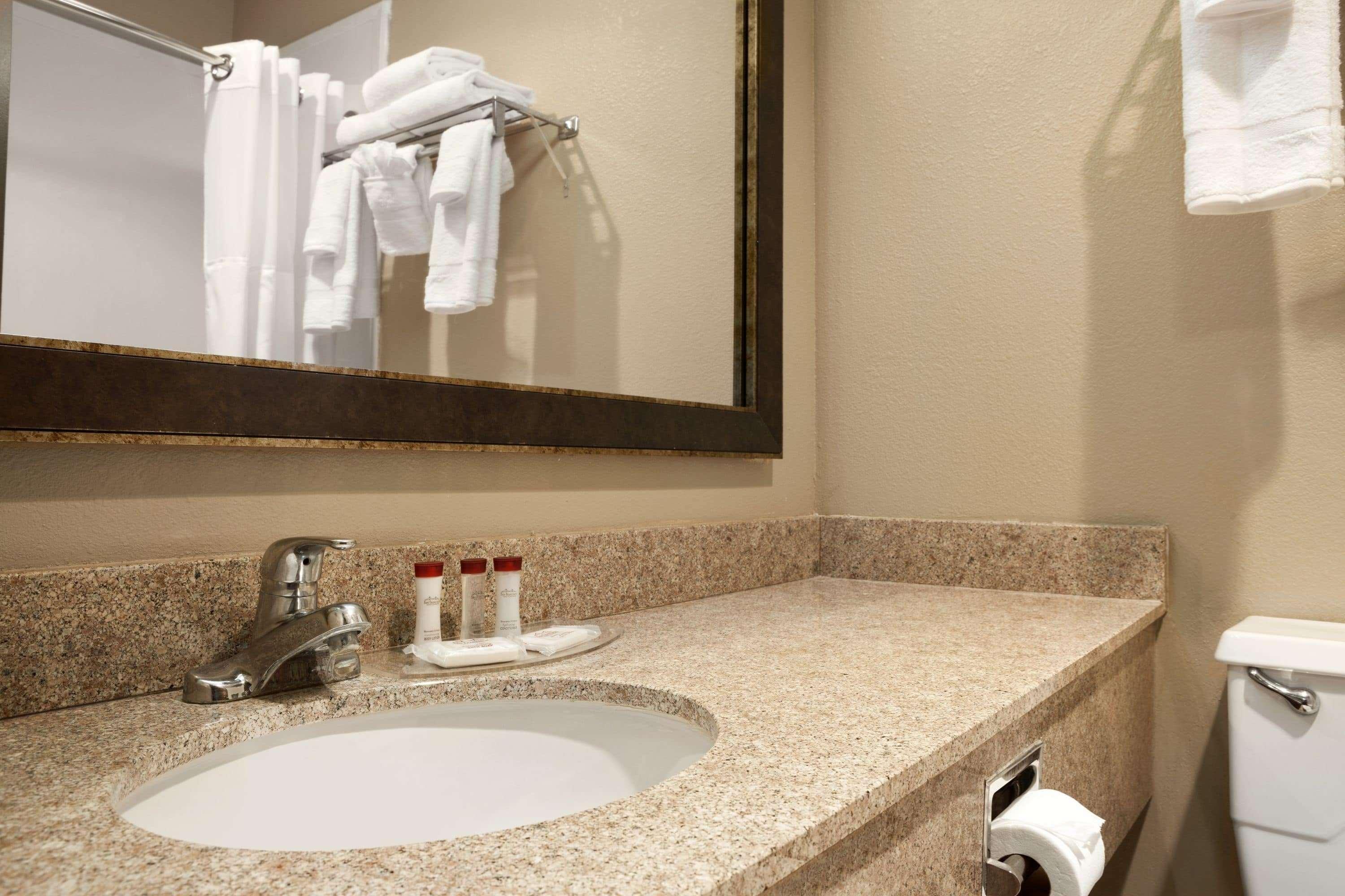 Ramada By Wyndham Sioux City Εξωτερικό φωτογραφία