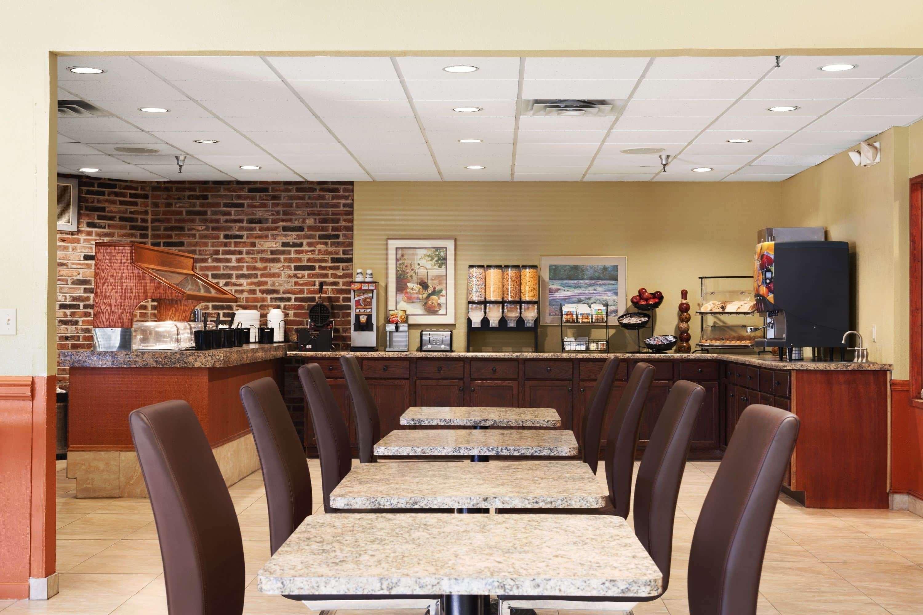 Ramada By Wyndham Sioux City Εξωτερικό φωτογραφία