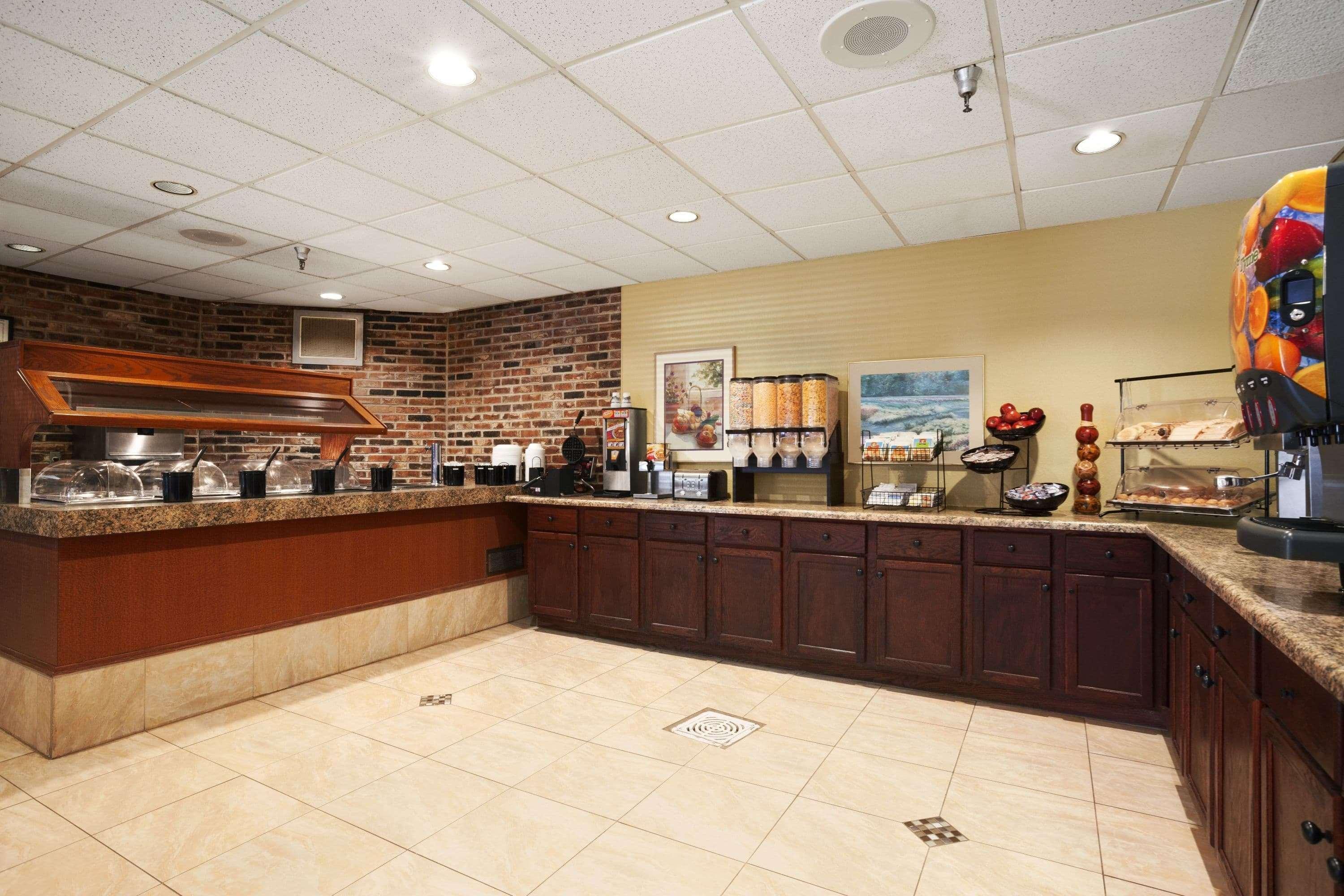 Ramada By Wyndham Sioux City Εξωτερικό φωτογραφία